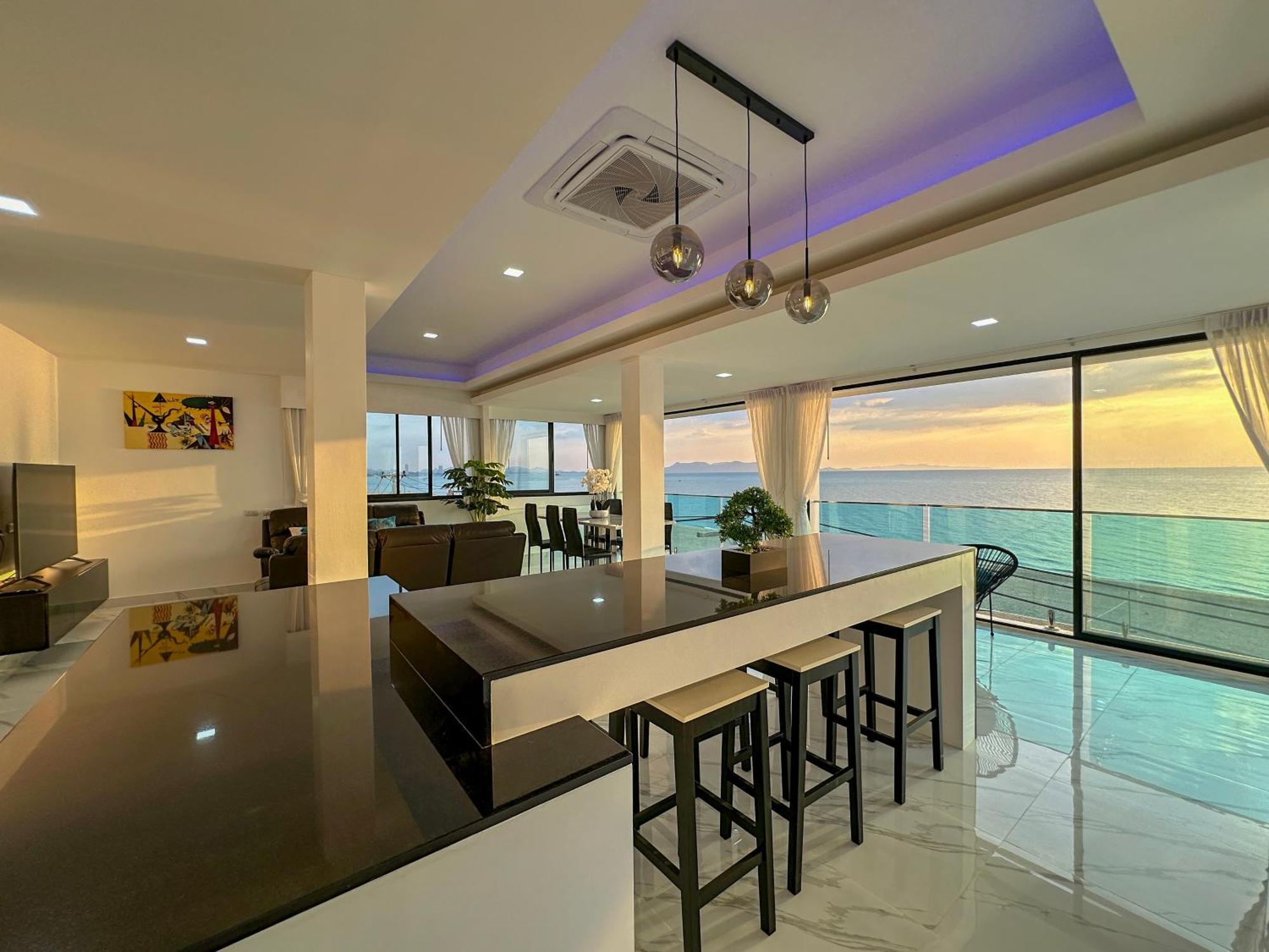 Stunning Beachfront View Luxurious Apartment 40 Jomtien Beach Exterior foto