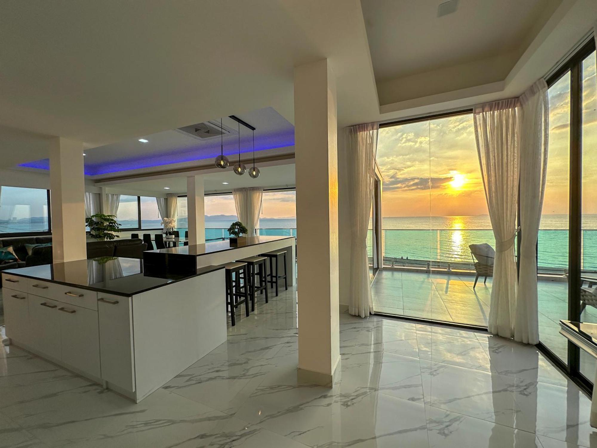 Stunning Beachfront View Luxurious Apartment 40 Jomtien Beach Exterior foto