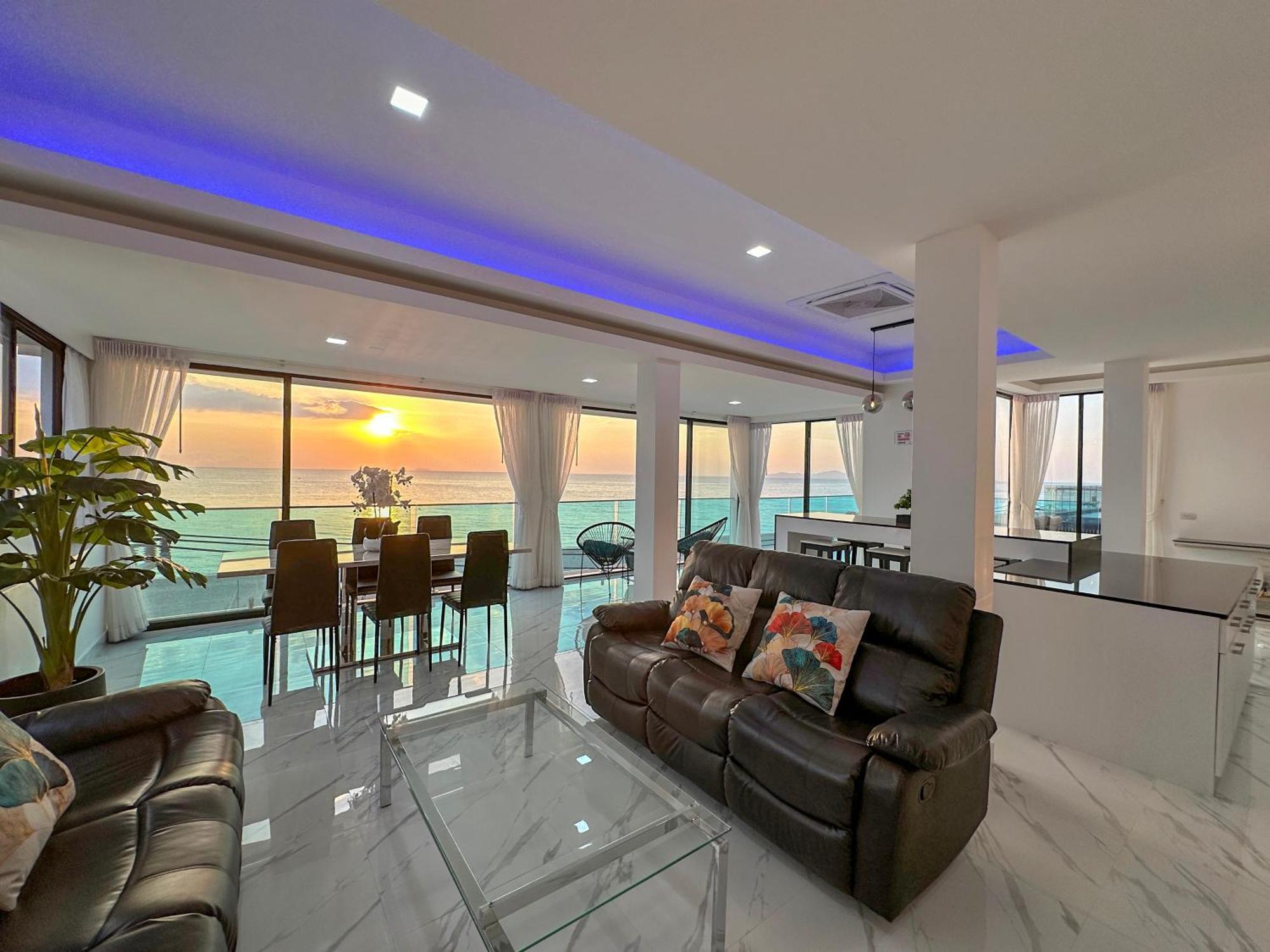 Stunning Beachfront View Luxurious Apartment 40 Jomtien Beach Exterior foto