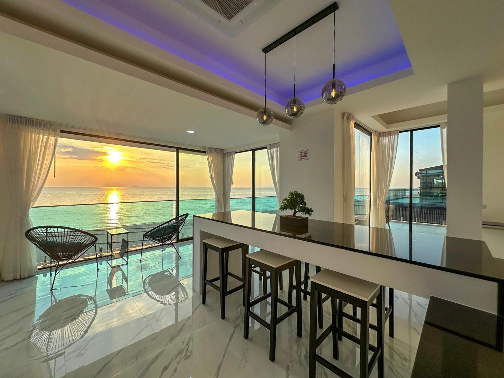 Stunning Beachfront View Luxurious Apartment 40 Jomtien Beach Exterior foto